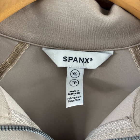 Spanx Tan AirEssentials Half Zip Pullover Sweatshirt, XS - Picture 4 of 5